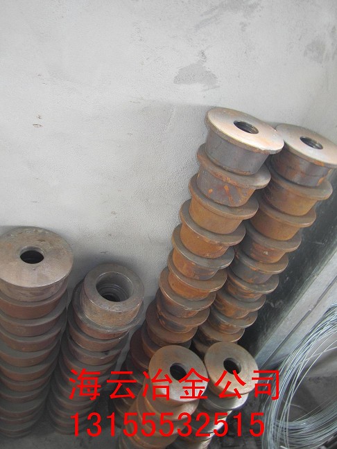 浙江虎霸雙臥軸攪拌機(jī)配件，浙江虎霸滾輪、料斗滾輪、提升料斗滾輪熱賣中