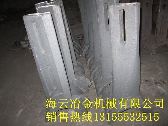 低價出售三一重工120站好質(zhì)量中間攪拌臂、180站過橋板、耐磨配件